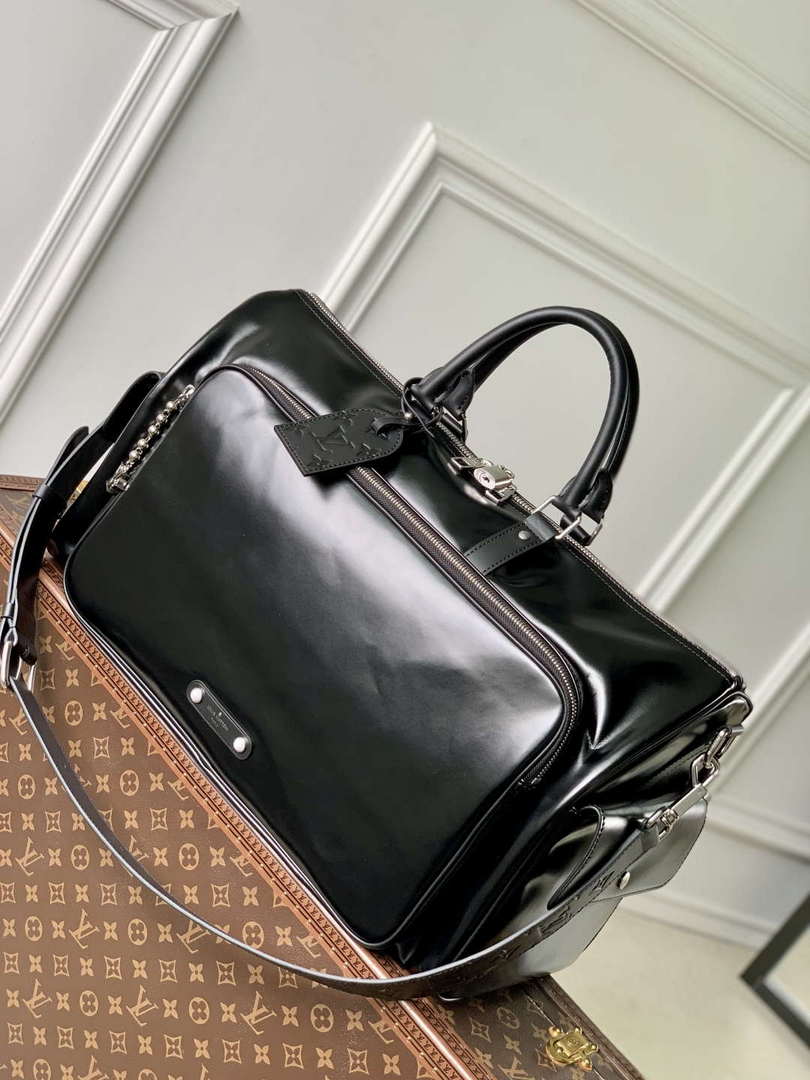 LV M13992 Louis Vuitton Keepall Cargo Bandouliere 50 Bag Black
