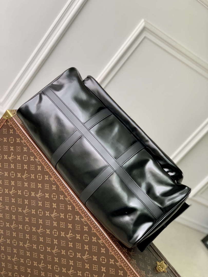 LV M13992 Louis Vuitton Keepall Cargo Bandouliere 50 Bag Black - Default Title - View 4