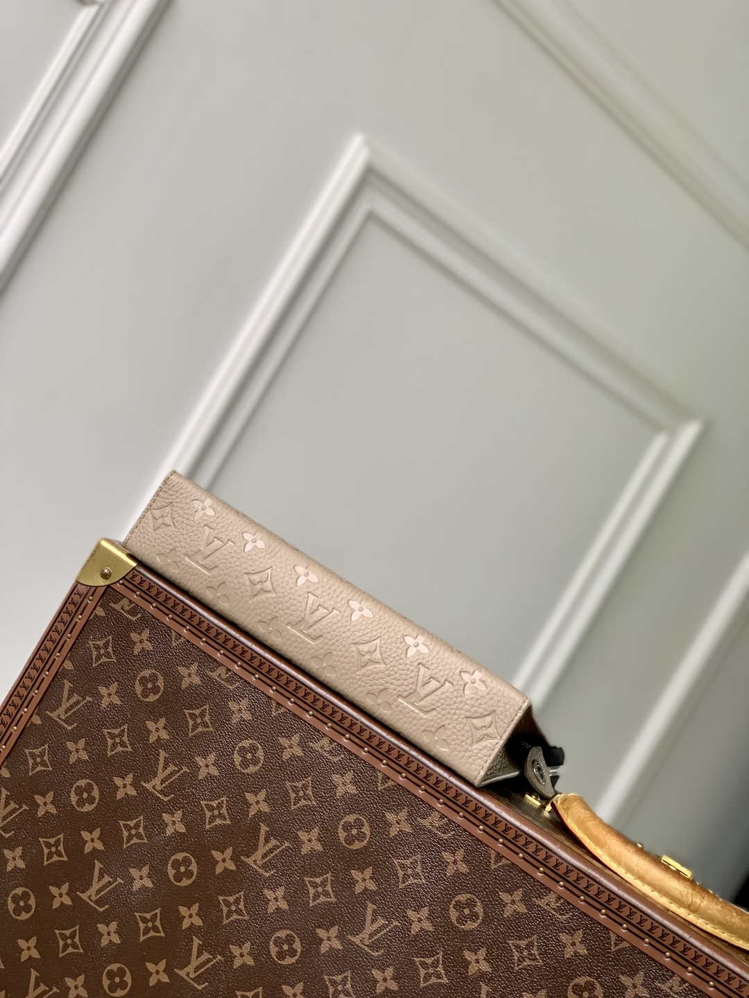 LV M13666 Louis Vuitton Pochette Voyage MM Bag Brown - Default Title - View 4