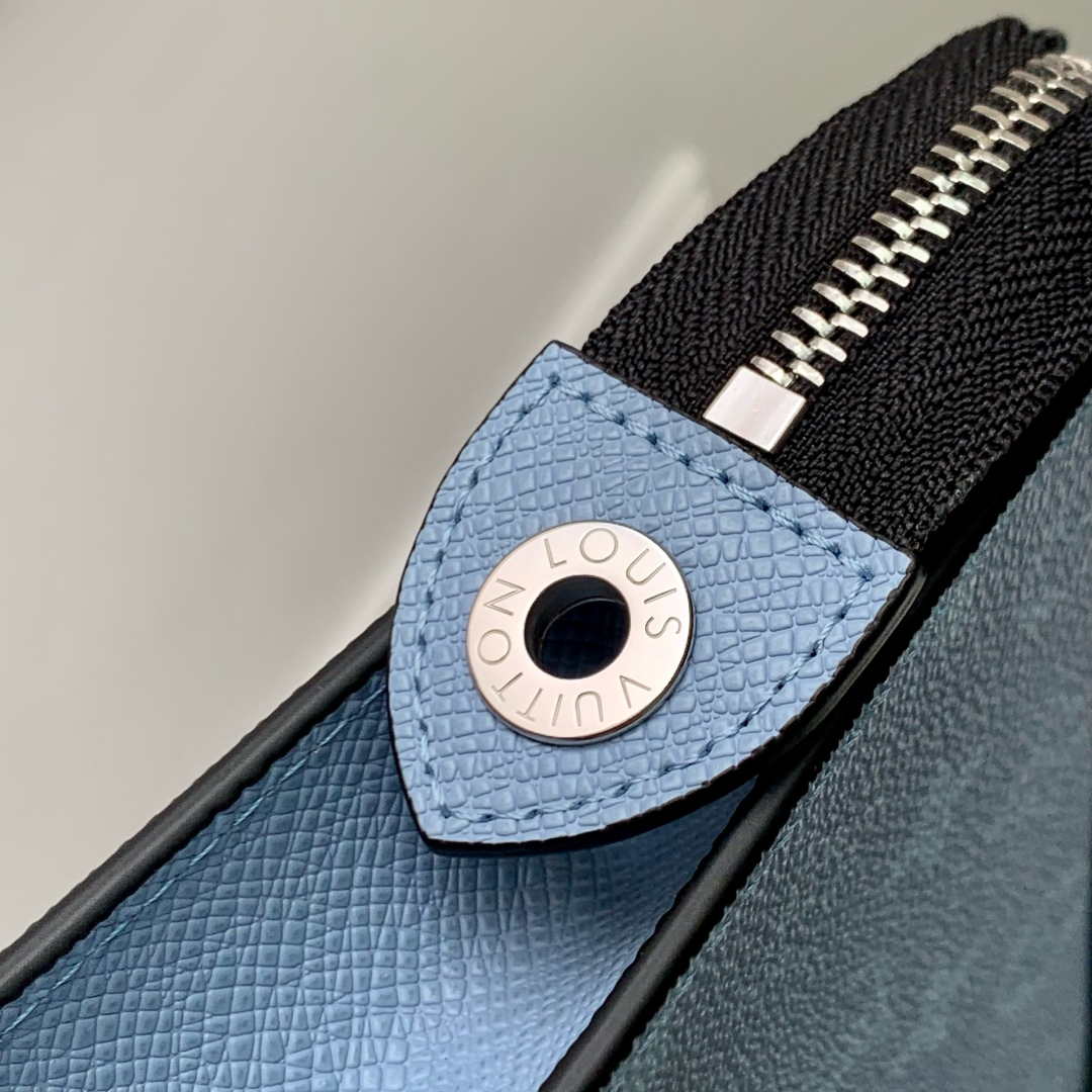 LV M14011 Louis Vuitton Pochette Voyage MM Bag Sky Blue - Default Title - View 7