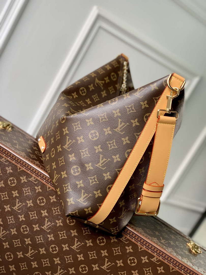 LV M14018 Louis Vuitton Vagabond Hobo Bag Monogram coated canvas