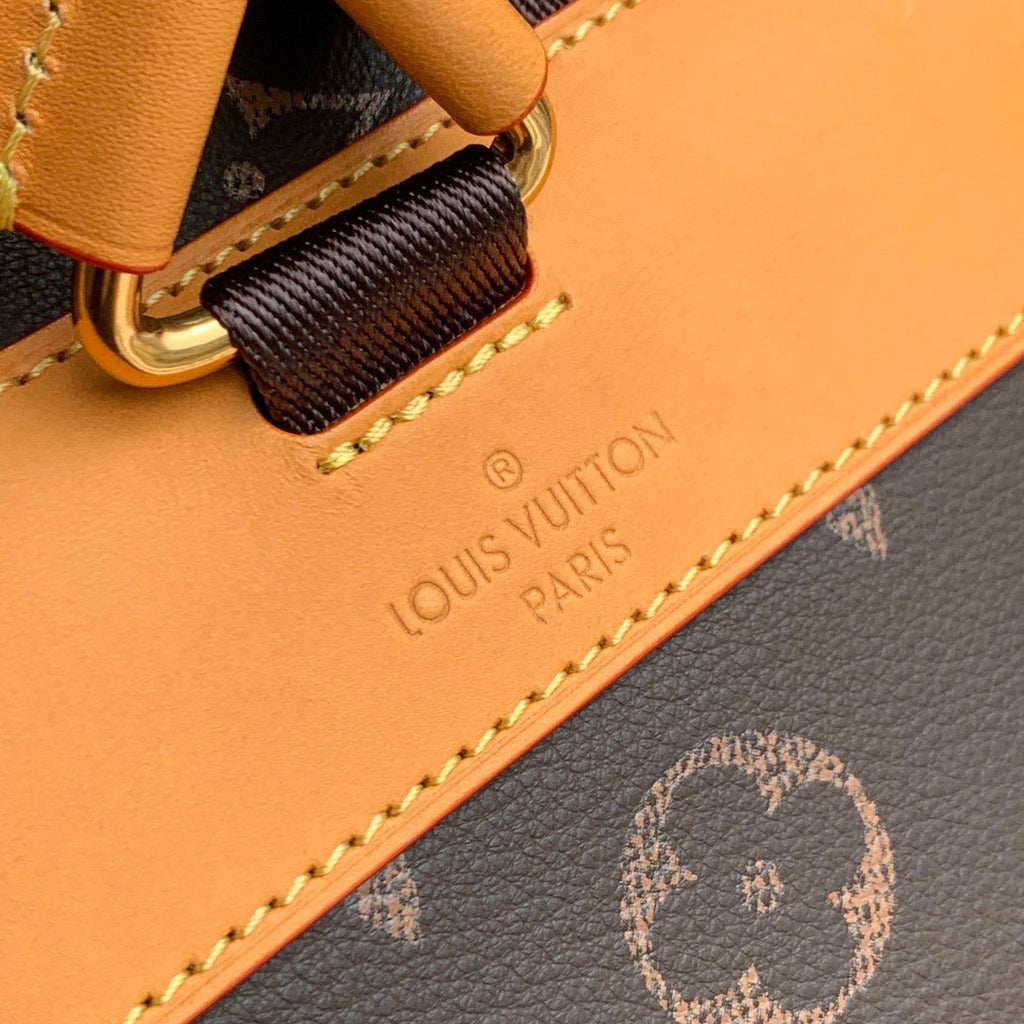LV M14038 Louis Vuitton Christopher MM Backpack