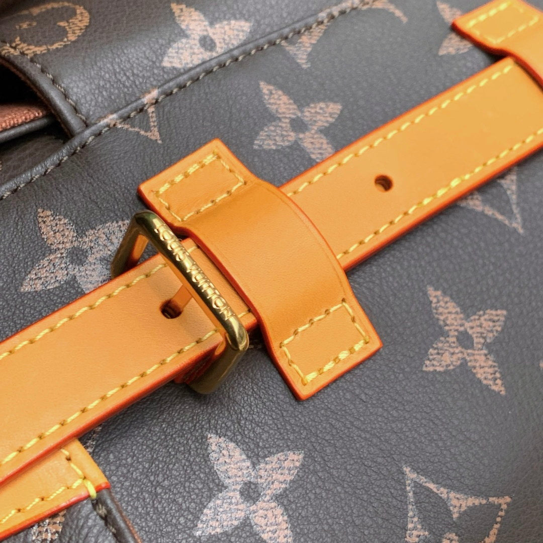 LV M14038 Louis Vuitton Christopher MM Backpack