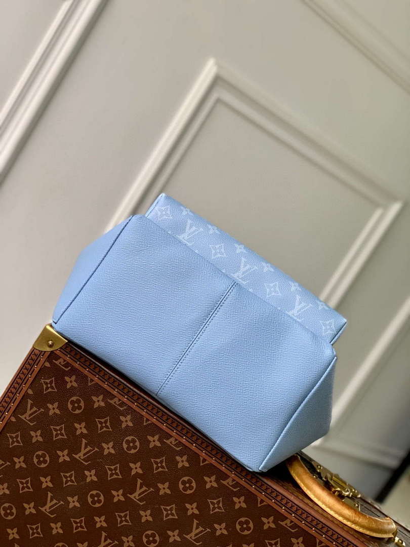 LV M14072 Louis Vuitton Discovery Backpack PM Sky Blue