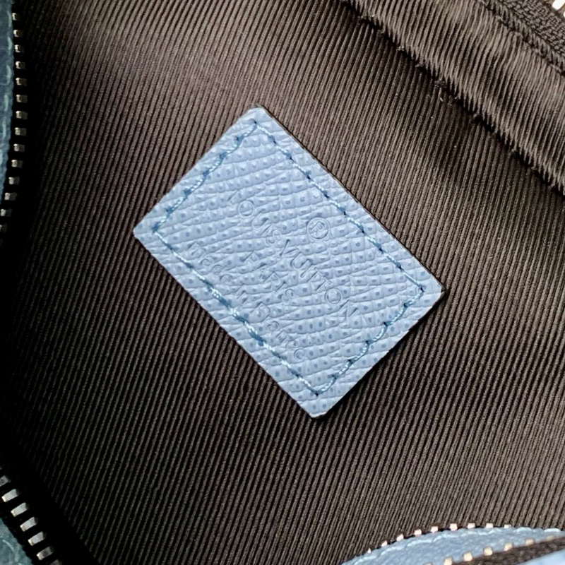 LV M14073 Louis Vuitton M31069 Alpha Messenger Bag Sky Blue