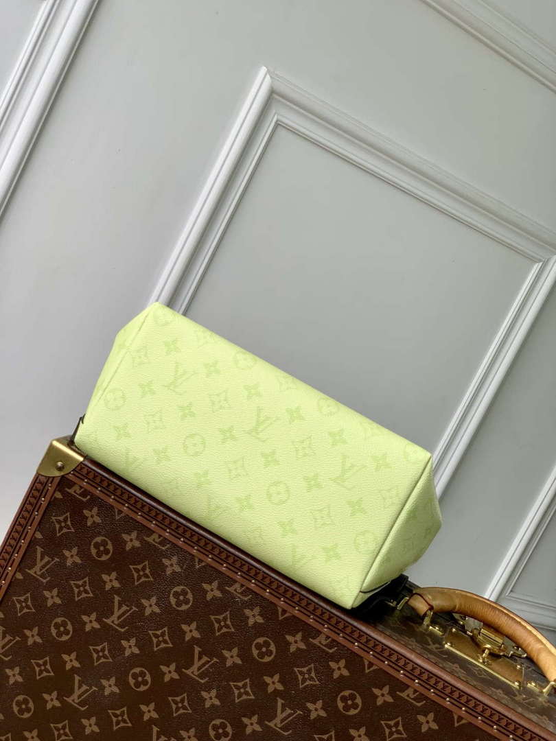 LV M14076 Louis Vuitton Discovery Slim Backpack Lemon Yellow
