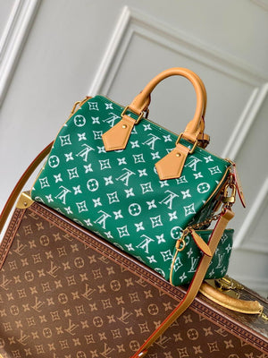 LV M14077 Louis Vuitton Speedy P9 Bandoulière 30 Bag Vert Green - Default Title - View 3