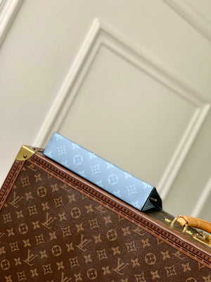 LV M14114 Louis Vuitton Gaston Wearable Wallet Sky Blue - Default Title - View 4