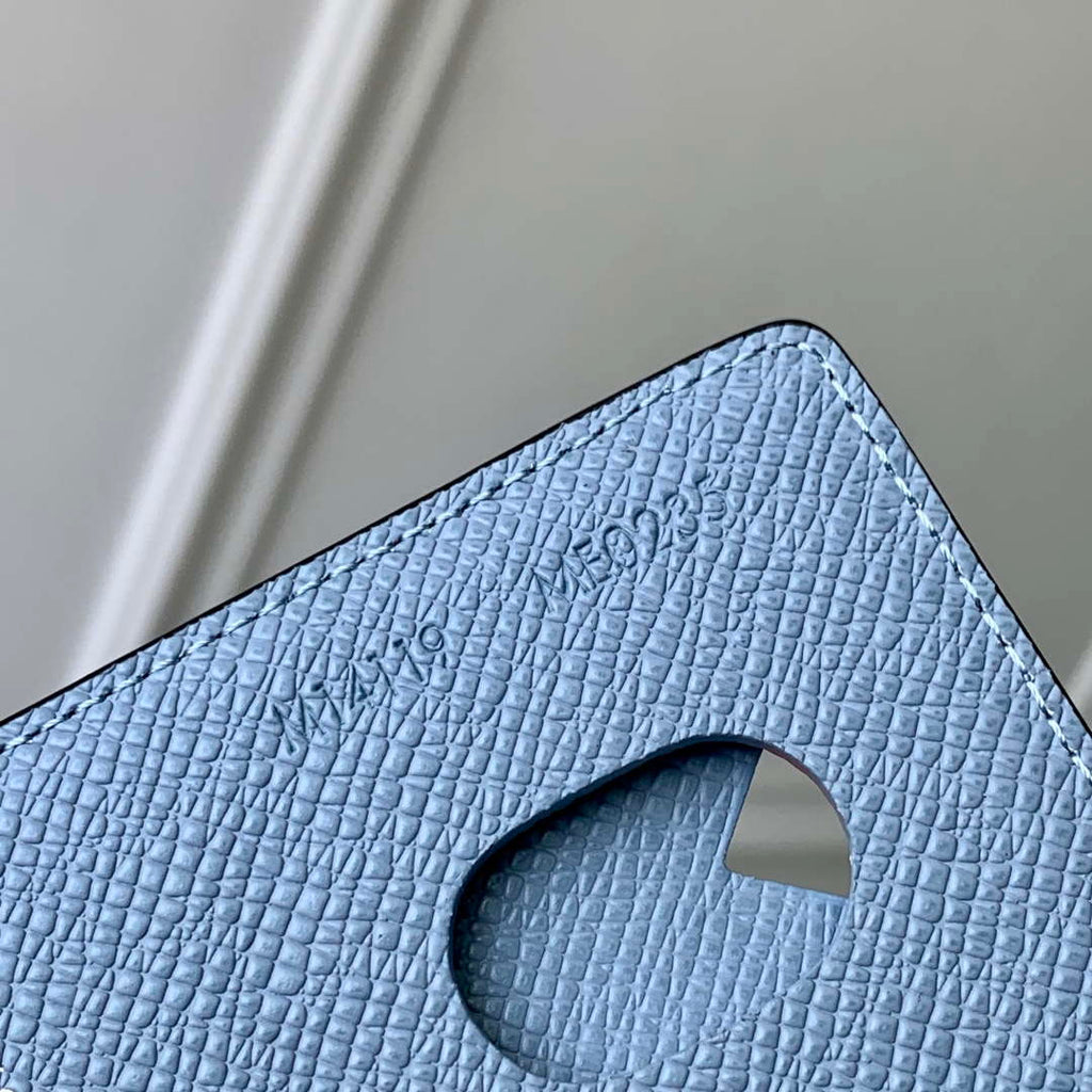 LV M14119 Louis Vuitton Porte-Cartes Magnet Sky Blue