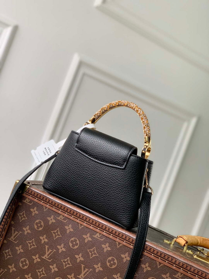 LV M14177 Louis Vuitton Capucines Mini Bag Black