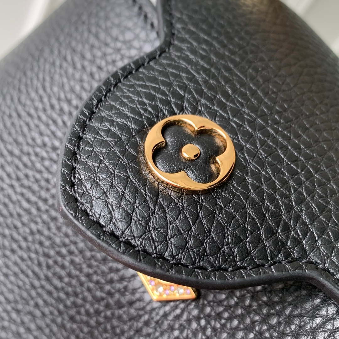 LV M14177 Louis Vuitton Capucines Mini Bag Black