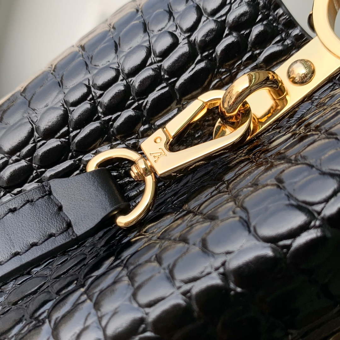 LV M14177 Louis Vuitton Capucines Mini Crocodile Skin Bag Black