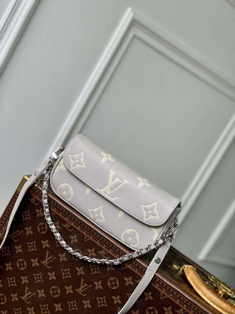 LV M14225 Louis Vuitton Wallet On Chain Ivy Bag Gray/Quartz