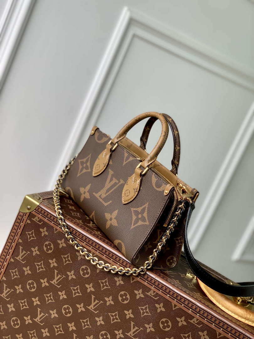 LV M14236 Louis Vuitton OnTheGo East West Chain Bag Monogram