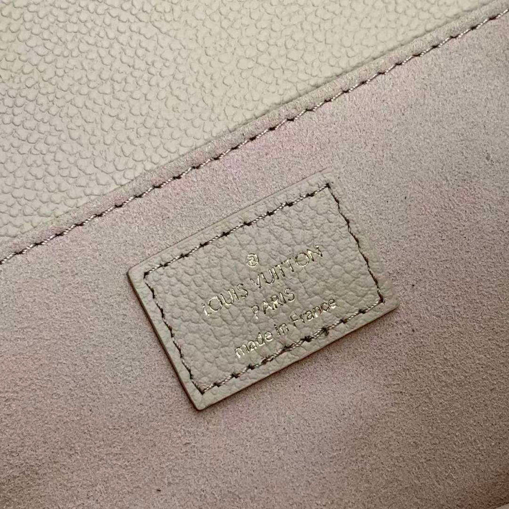 LV M14322 Louis Vuitton Pochette M¨¦tis East West Bag Sand