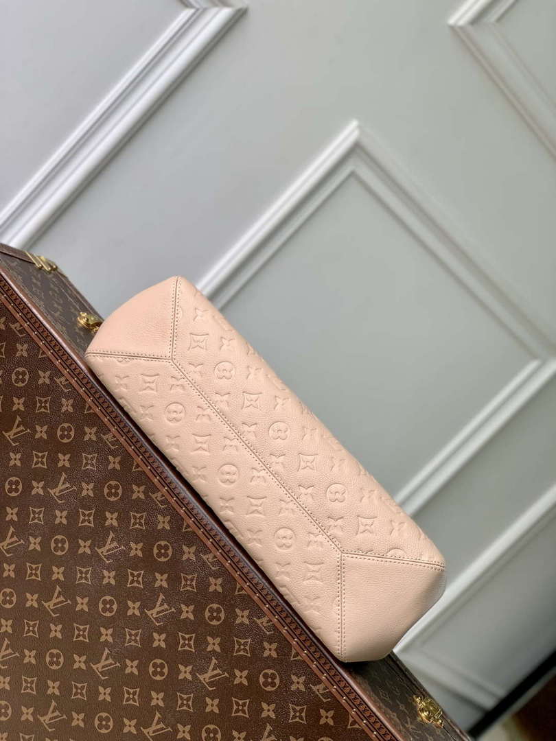 LV M14324 Louis Vuitton Anytime MM Cowhide Leather Bag Sand