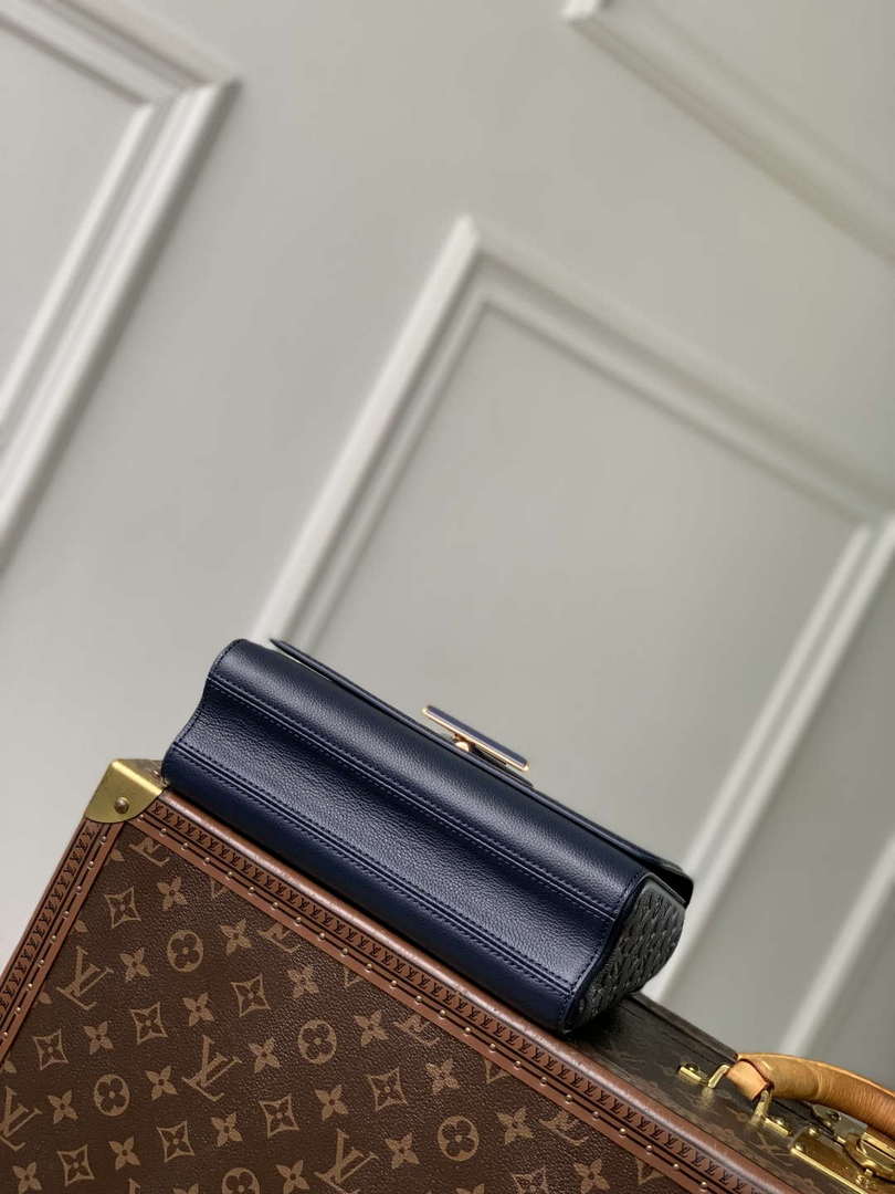 LV M14342 Louis Vuitton Twist MM Slim Bag Navy Blue