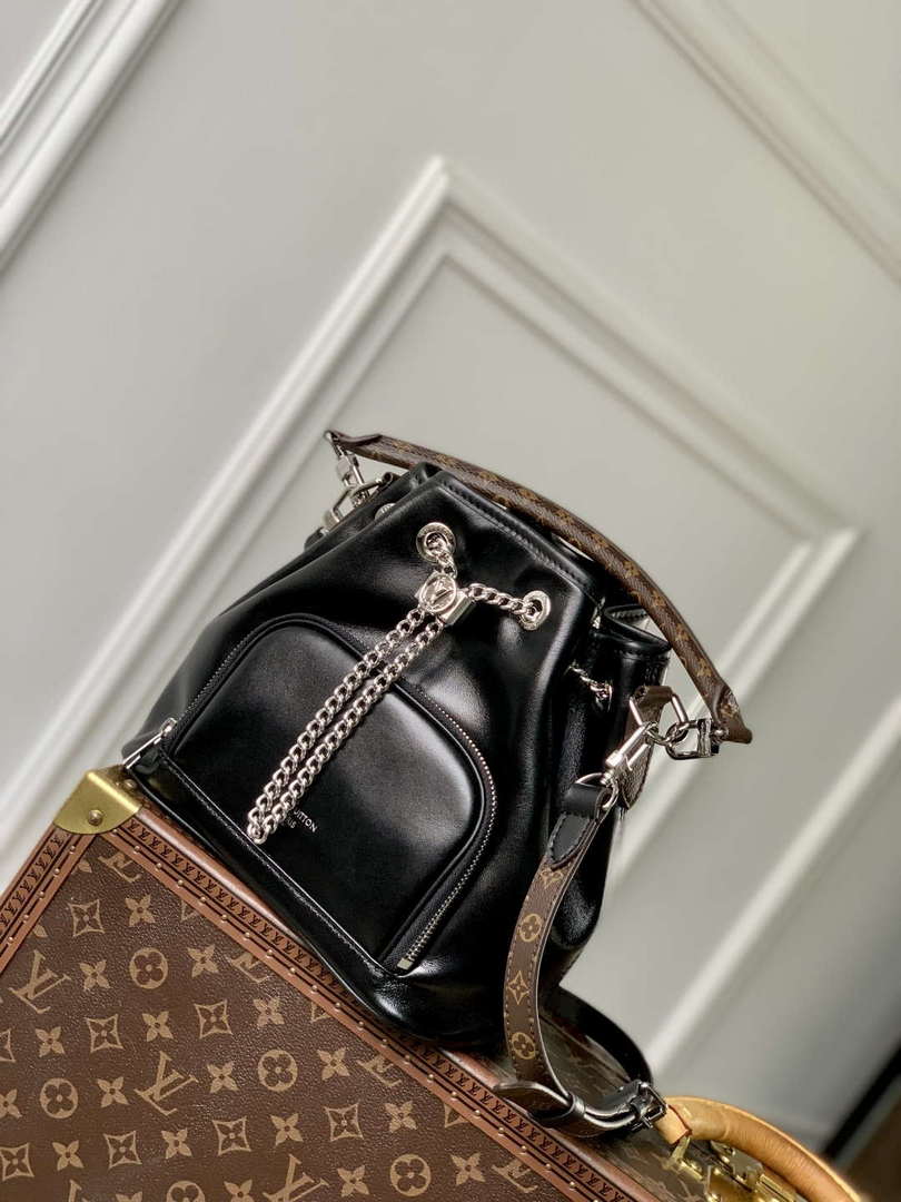 LV M14377 Louis Vuitton No Way Vibe Handbag Black - Default Title - View 2