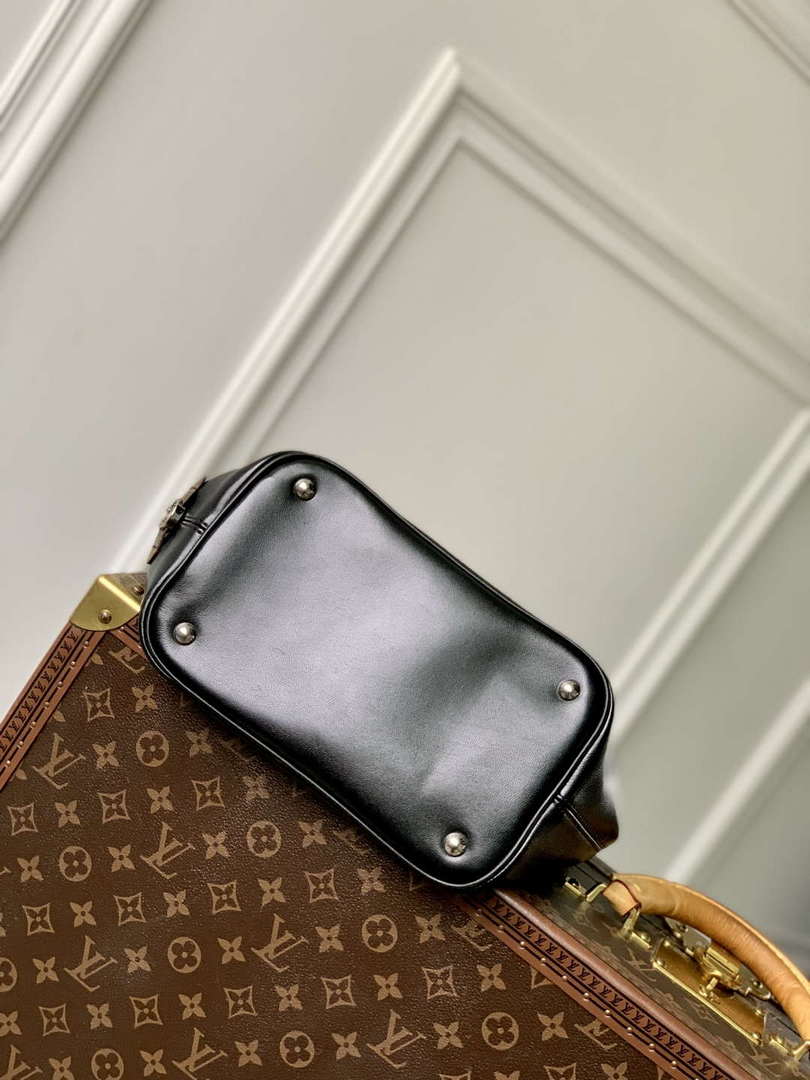 LV M14377 Louis Vuitton No Way Vibe Handbag Black