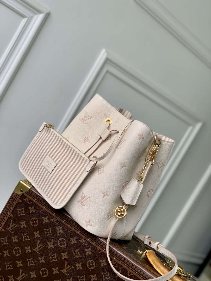 LV M14401 Louis Vuitton N¨¦oNo¨¦ MM Bag Eden
