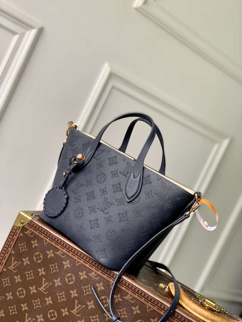 LV M14317 Louis Vuitton Blossom PM Handbag Navy Blue