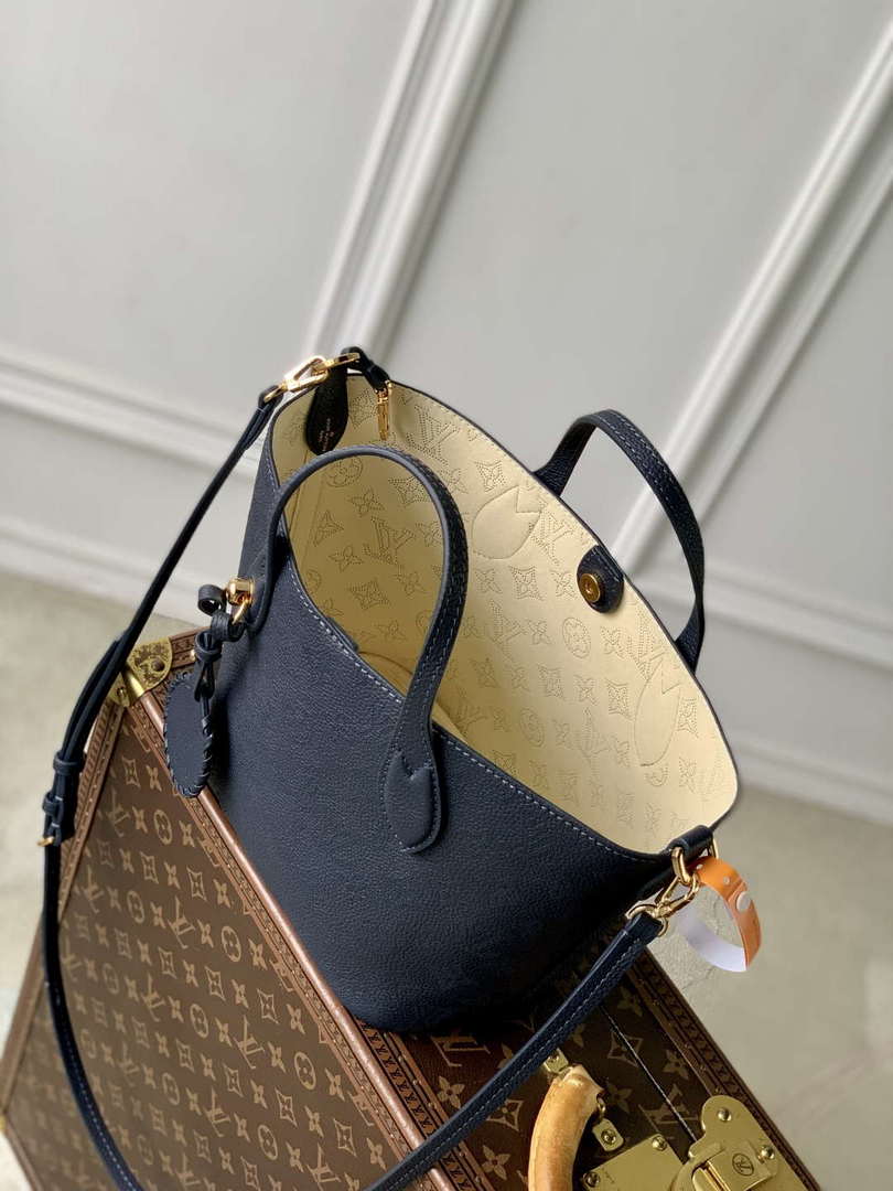 LV M14317 Louis Vuitton Blossom PM Handbag Navy Blue - Default Title - View 9