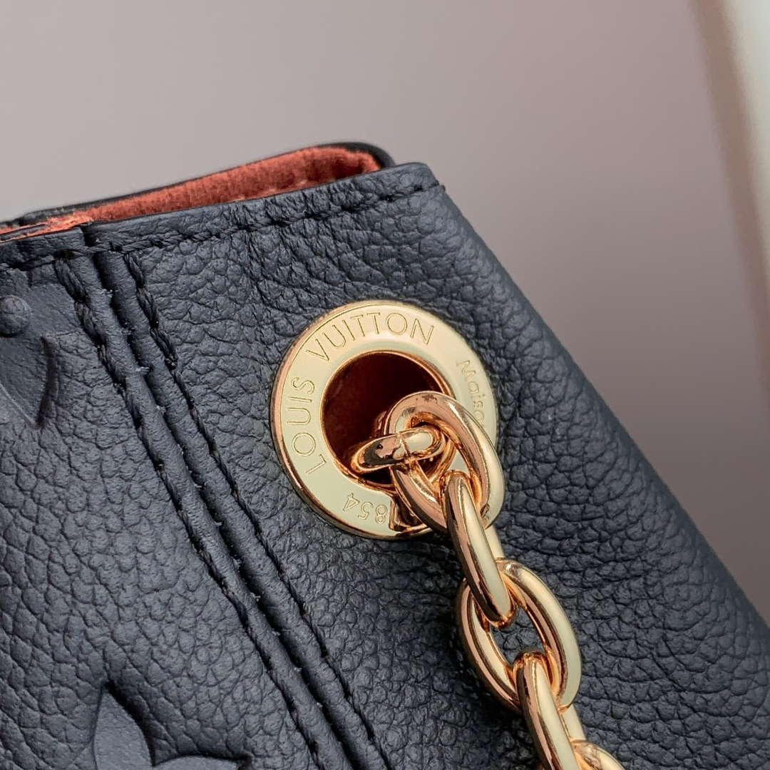 LV M14414 Louis Vuitton Anytime PM Cowhide Leather Bag Black - Default Title - View 5
