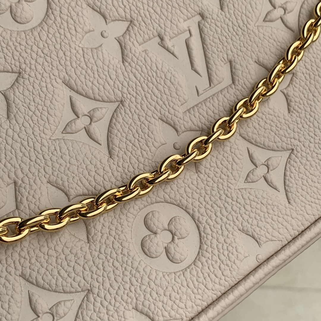 LV M14421 Louis Vuitton Easy Pouch Bag Sand