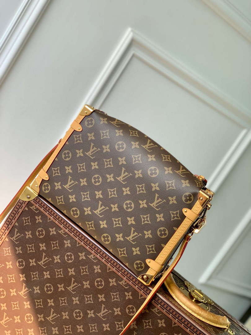 LV M14513 Louis Vuitton Side Trunk GM Handbag Monogram