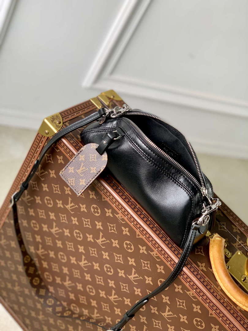 LV M14544 Louis Vuitton Pochette Vibe Handbag Black