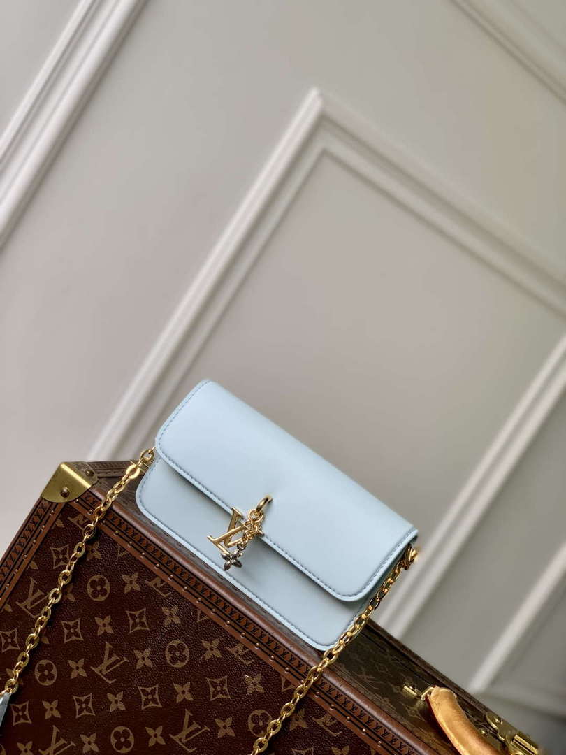 LV M14547 Louis Vuitton Wallet On Chain LV Bloom Bag Azure Blue