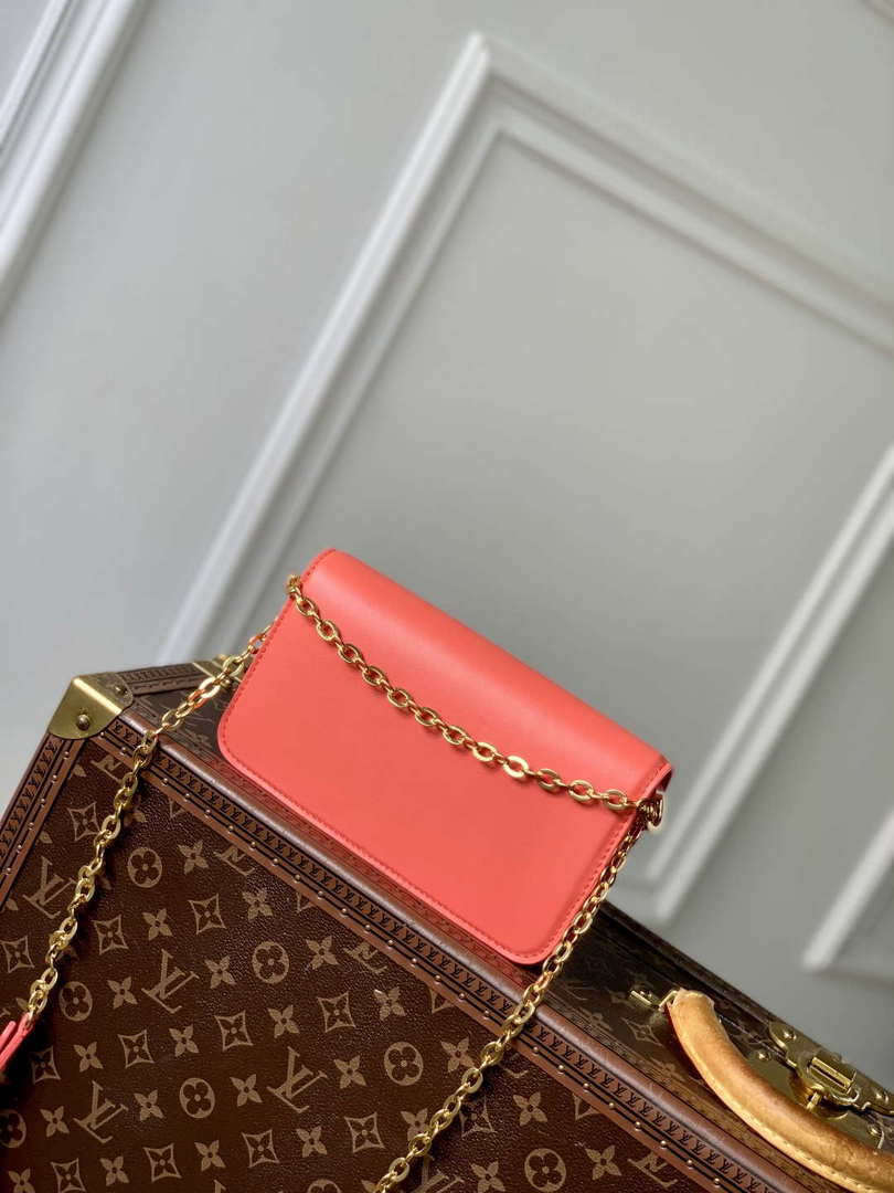 LV M14548 Louis Vuitton Wallet On Chain LV Bloom Bag Sweet Coral