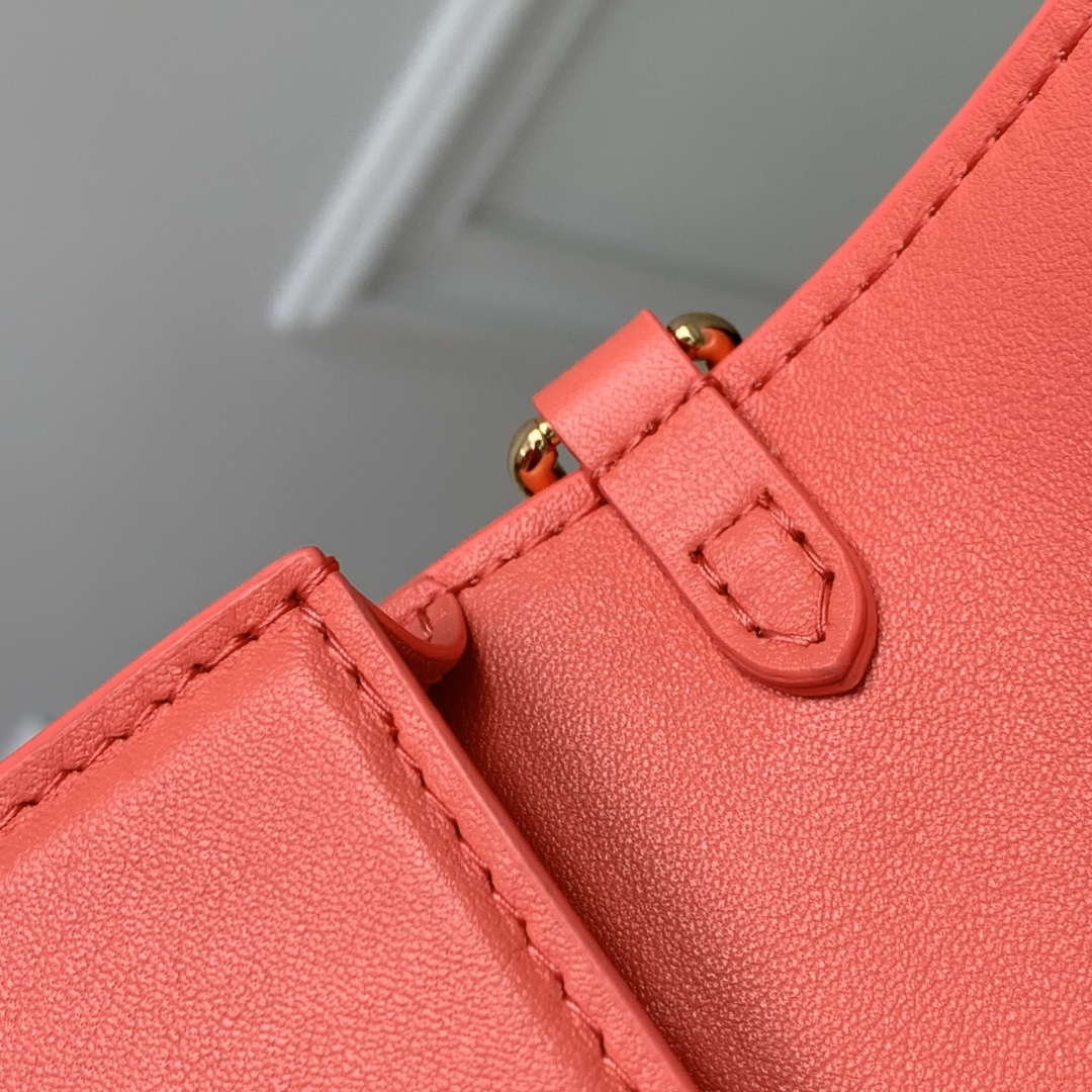 LV M14548 Louis Vuitton Wallet On Chain LV Bloom Bag Sweet Coral - Default Title - View 8