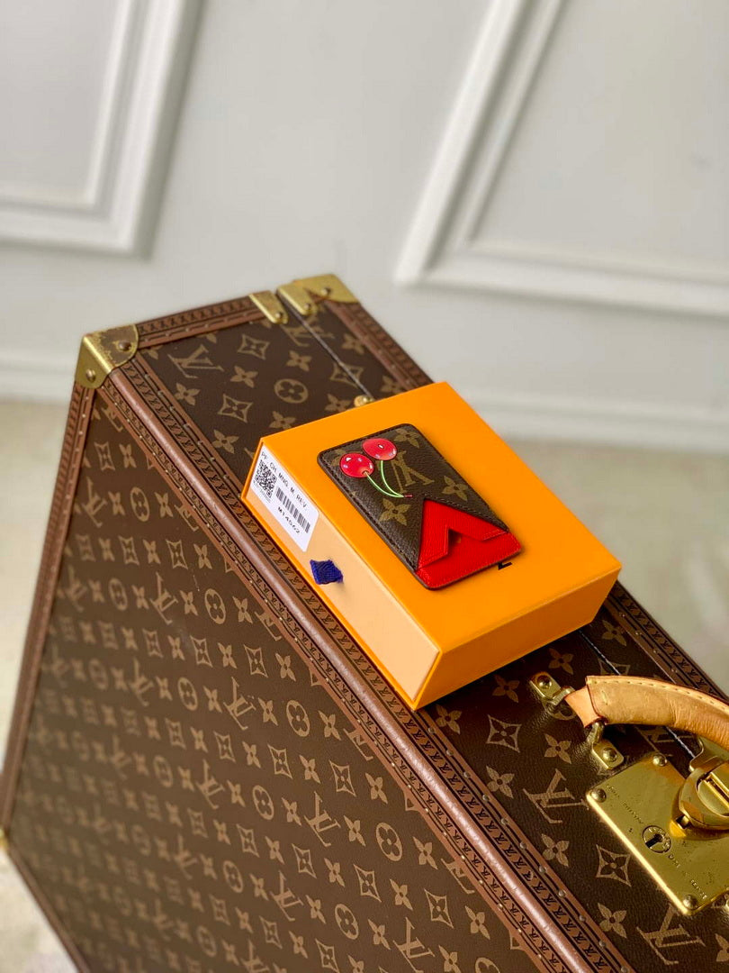 LV M14562 Louis Vuitton LV x TM Porte-Cartes Magnet