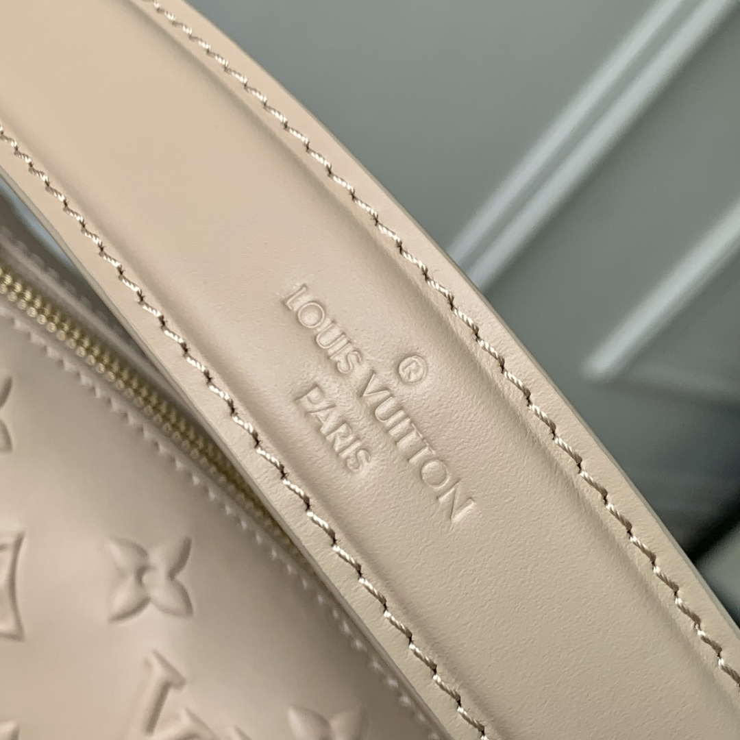 LV M14571 Louis Vuitton Side Trunk PM Bag Biscuit - Default Title - View 7