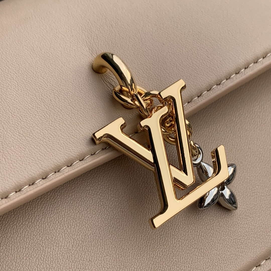 LV M14581 Louis Vuitton Wallet On Chain LV Bloom Bag Macchiato Cream