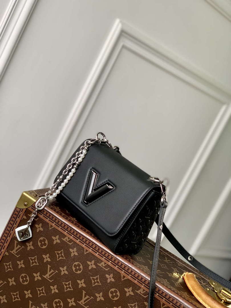 LV M14636 Louis Vuitton Twist PM Slim Bag Black