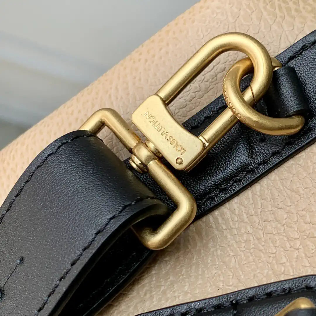 LV M14700 Louis Vuitton LV Biker MM Handbag Apricot