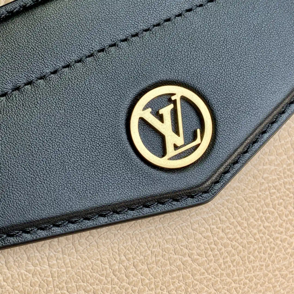 LV M14700 Louis Vuitton LV Biker MM Handbag Apricot