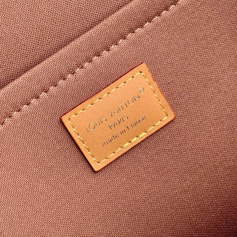 LV M14723 Louis Vuitton Satchel Messenger Bag