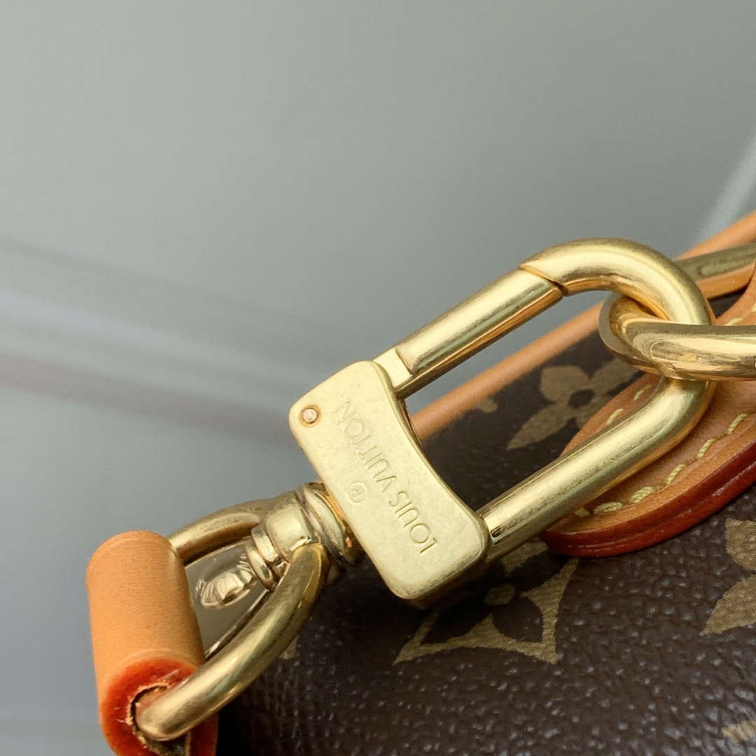 LV M14729 Louis Vuitton Mini Soft Trunk Bag Monogram - Default Title - View 5