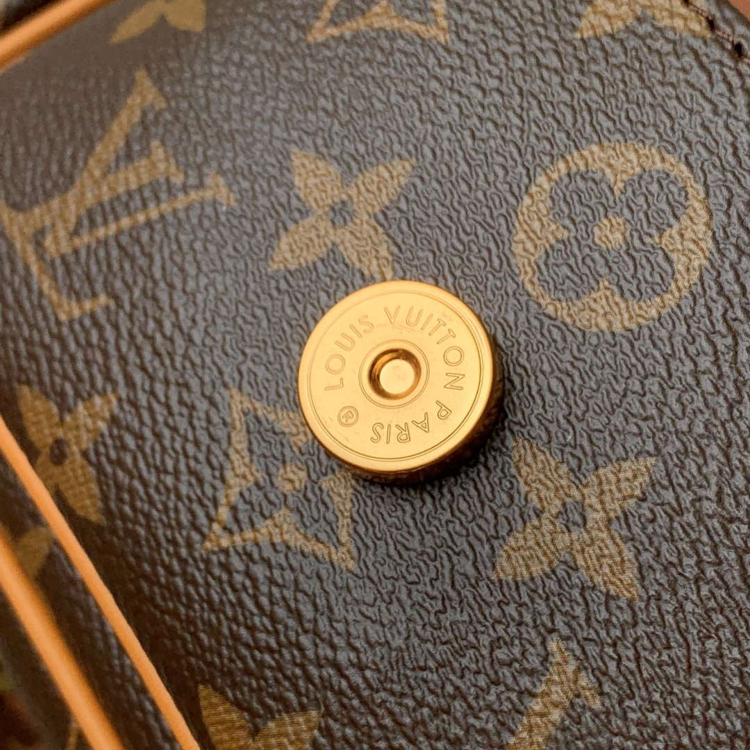 LV M14742 Louis Vuitton Cargo Wearable Wallet - Default Title - View 7