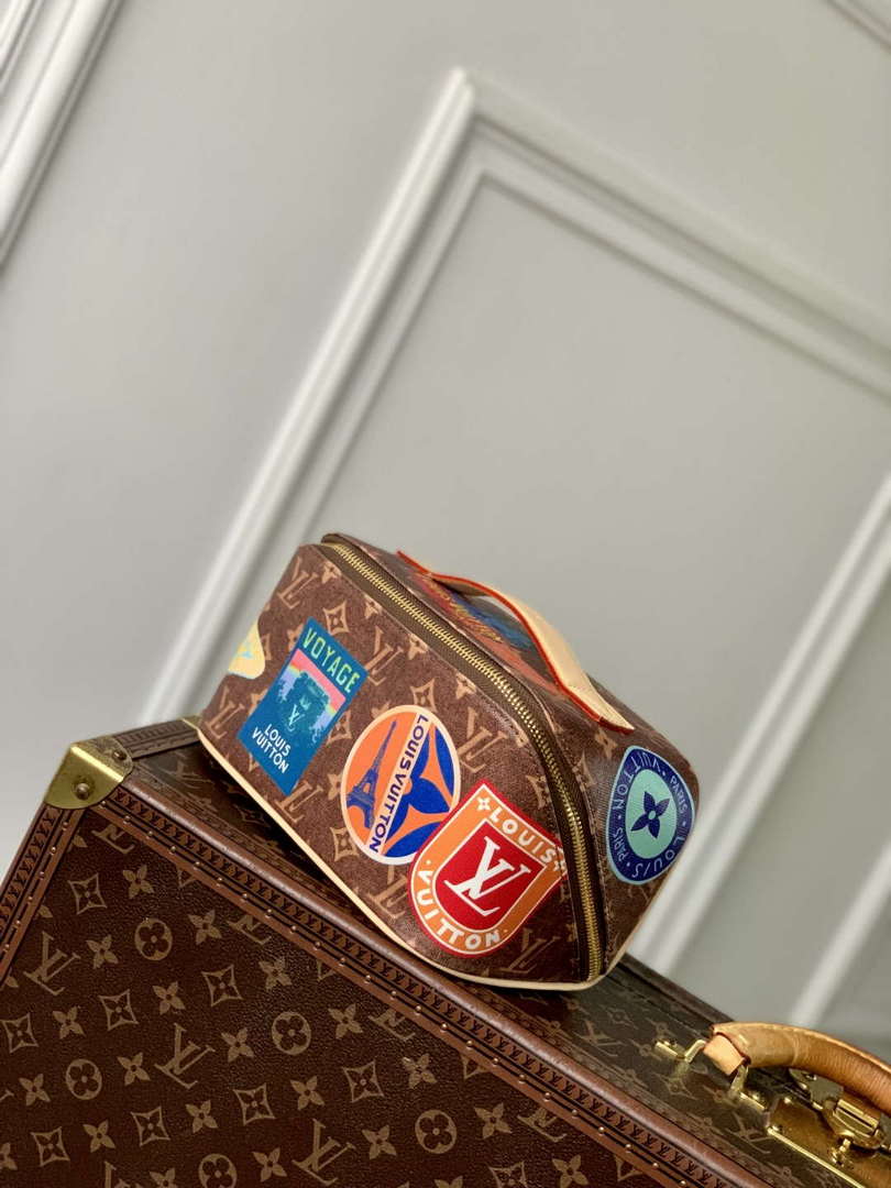LV M14744 Louis Vuitton Toiletry Bag 2 Compartments Monogram