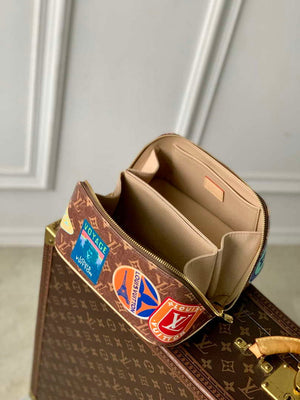 LV M14744 Louis Vuitton Toiletry Bag 2 Compartments Monogram - Default Title - View 9