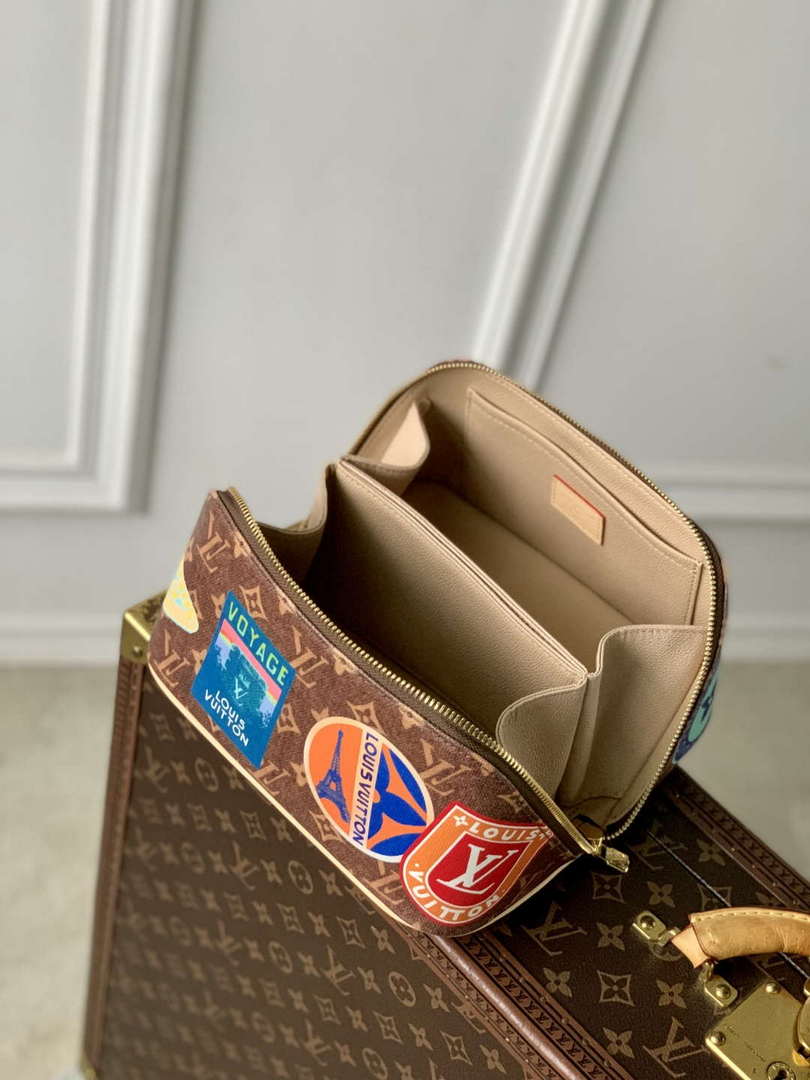 LV M14744 Louis Vuitton Toiletry Bag 2 Compartments Monogram