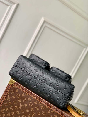 LV M14778 Louis Vuitton Hobo Cargo Bag Black - Default Title - View 4