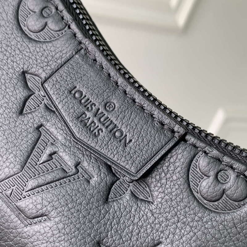 LV M14778 Louis Vuitton Hobo Cargo Bag Black
