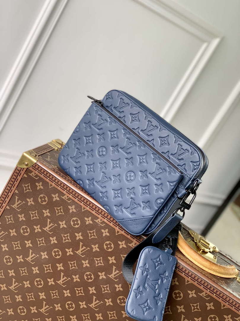 LV M14785 Louis Vuitton Trio Messenger Bag Navy Blue