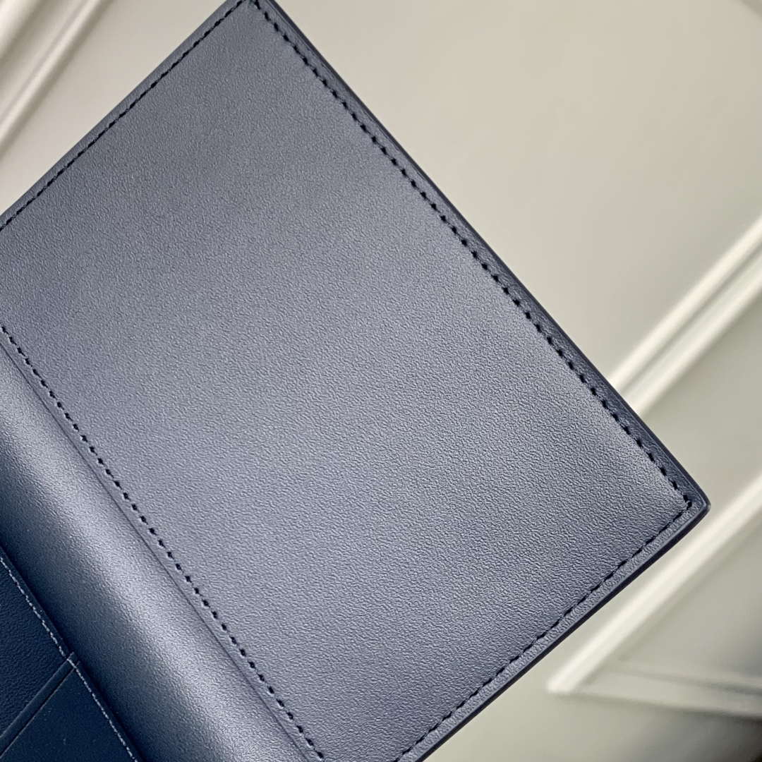 LV M14792 Louis Vuitton Passport Cover Navy Blue