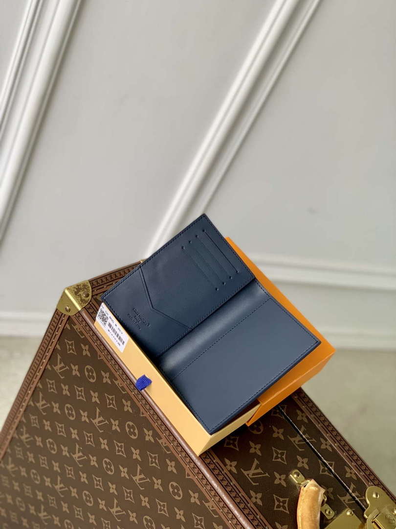 LV M14792 Louis Vuitton Passport Cover Navy Blue - Default Title - View 9